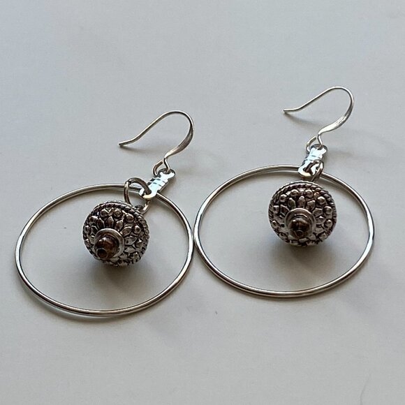 ❤️ Antique Silver & Tibetan Bead Hoop Earrings - Picture 5 of 8